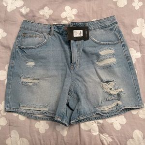 Fashion Nova Boyfriend Denim shorts